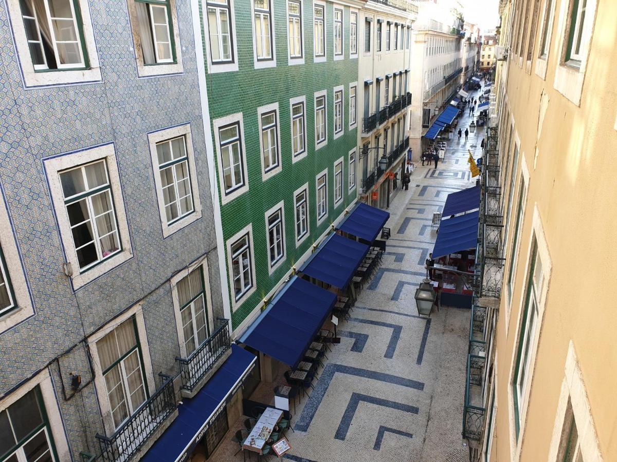 Apartamento Downtown Flat With Design And Comfort At Downtown, 3rd-floor No Lift